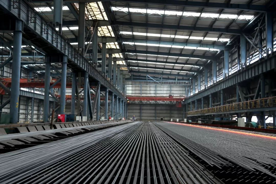 华菱集团钢铁资产整体上市 华菱钢铁挺进上市钢企前四强